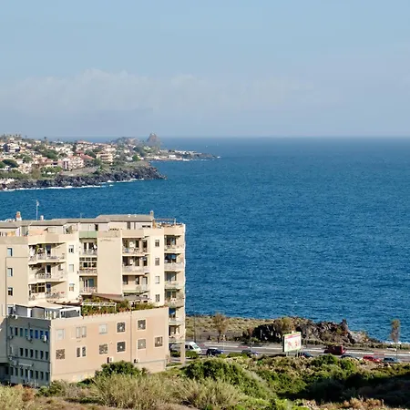 Ognina Sea ゲストハウス 3*