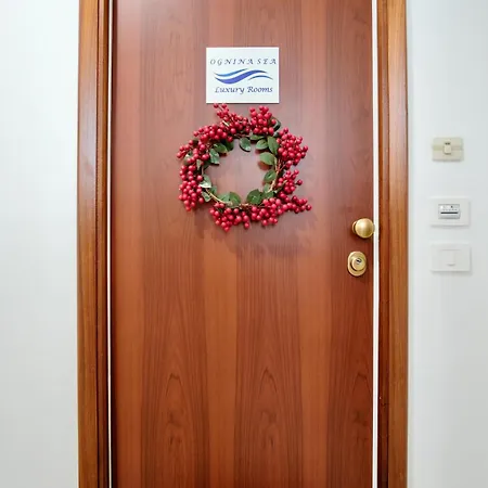 Ognina Sea カターニア