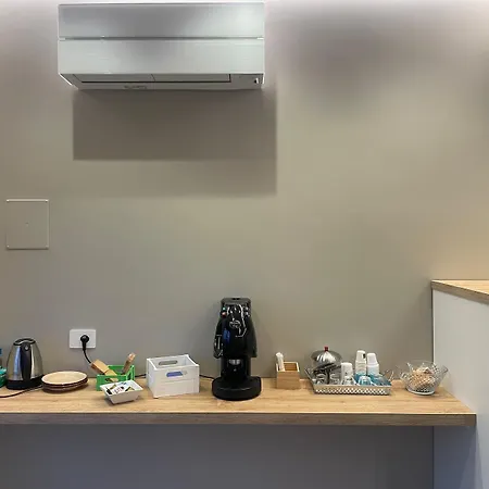 Ognina Sea ゲストハウス 3*