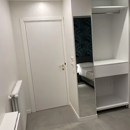 Ognina Sea Pensión 4*