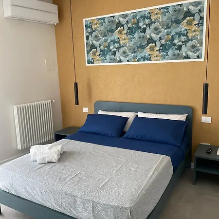 ゲストハウス Ognina Sea 3*