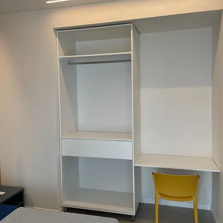 Ognina Sea カターニア