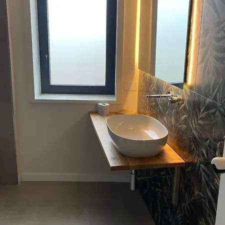 Ognina Sea Pensión 4*